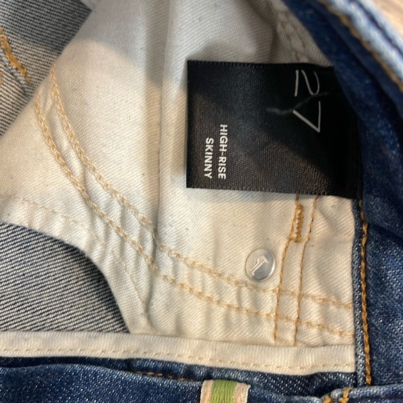 PILCRO High Rise Skinny Jean size 27 (Anthrpologie) - Picture 6 of 7